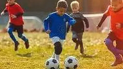 湖人连胜势头强劲，半场击败骑士，詹皇31分8助魔兽21分15板三分炸裂